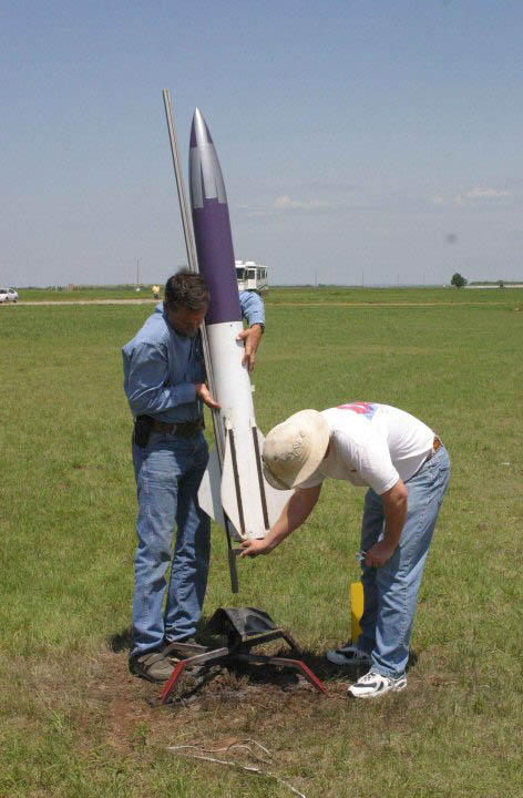 Pat Gordzelik Duct Tape Rocket K550_03